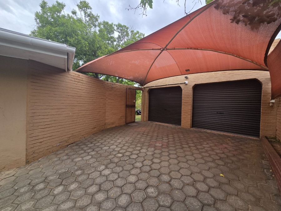 3 Bedroom Property for Sale in Waverley Free State